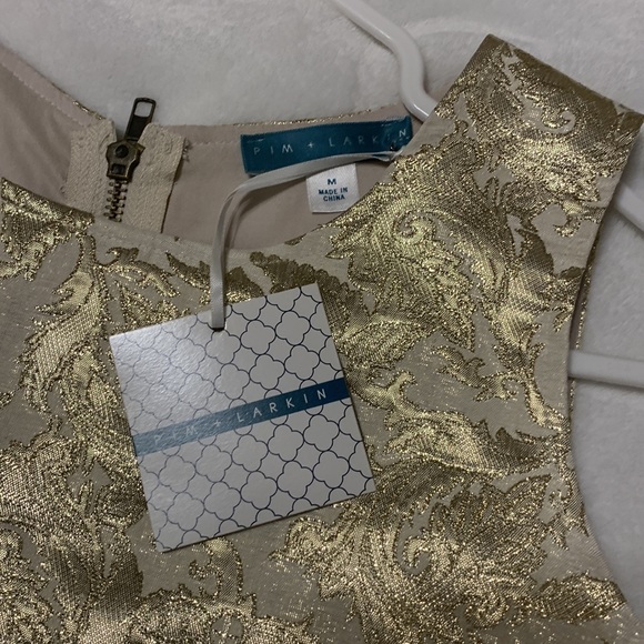 Pim + Larkin peplum top size M - Picture 3 of 6